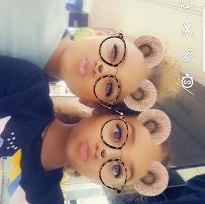 Meet your Posher, Cayla